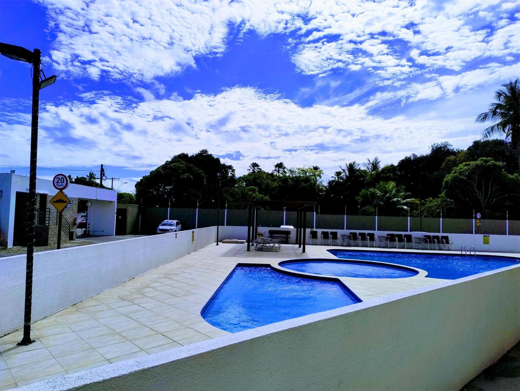 Apartamento Queen L Ar Cond L Tvs Smart L Wi-fi L Cozinha Completa L Garagem Maceió